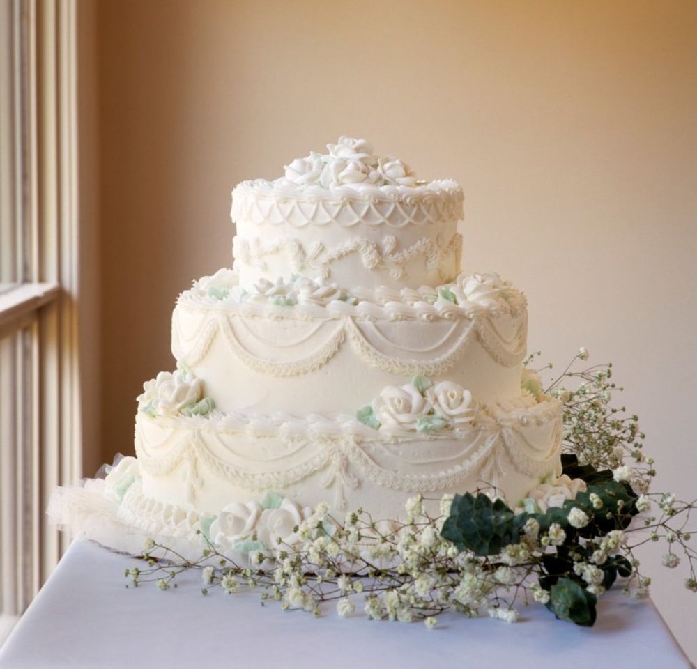 Фото бисквитных тортов на свадьбу