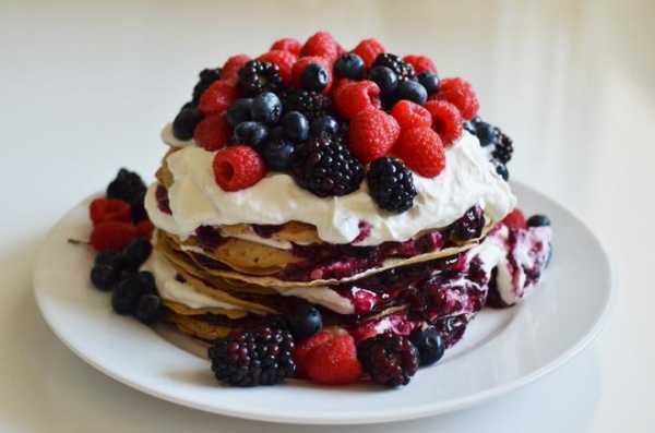 Торт с фруктами и ягодами своими руками рецепт с фото пошагово